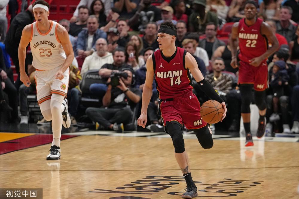 这也呼唤着 这也呼唤着